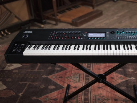 ROLAND FANTOM 7