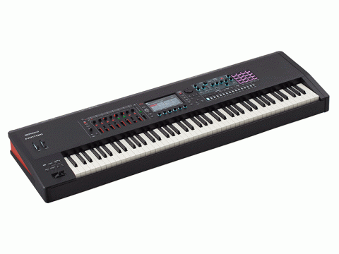 ROLAND FANTOM 8