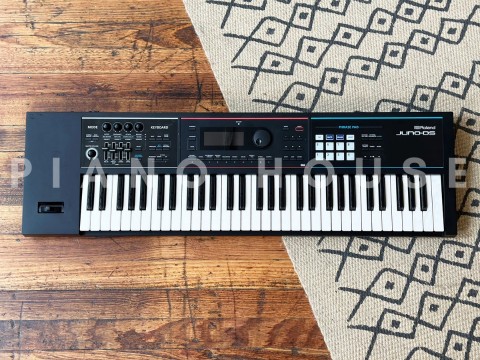 ROLAND JUNO-DS61