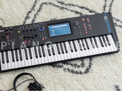 Yamaha MODX6+