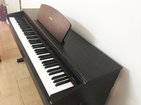 YAMAHA YDP-121