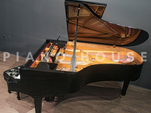 Estonia L210 Polish Ebony