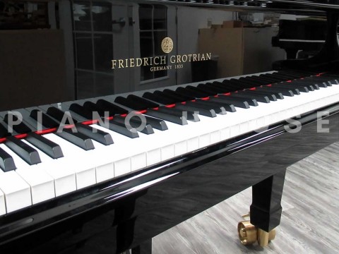 Friedrich Grotrian FG275