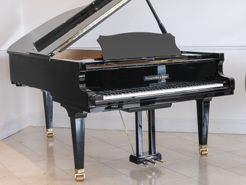 Steingraeber C-212 Chamber Concert Grand