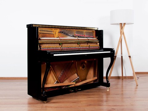 STEINWAY Z114 PE