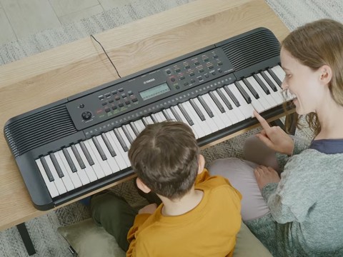 Yamaha PSR E283