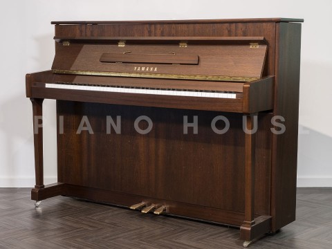 YAMAHA P110 WN
