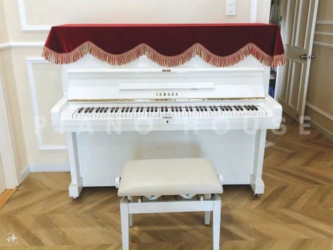 Yamaha U2F WH