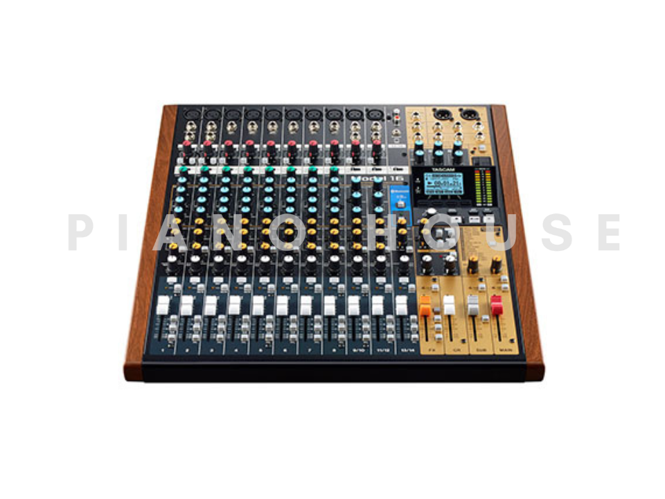 Tascam Model 16