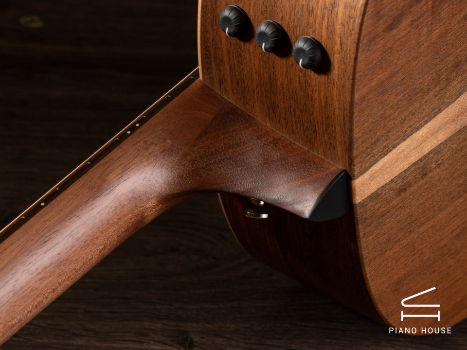 Đàn guitar Taylor AD17e Blacktop