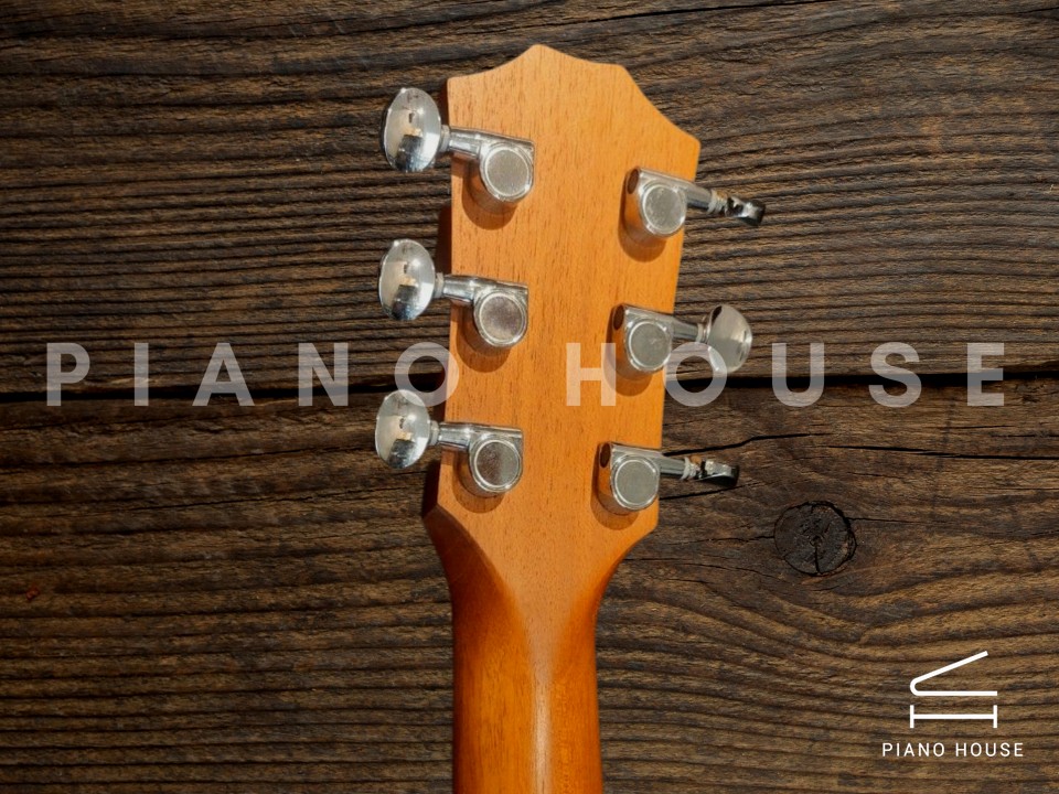 Taylor GS Mini-e Walnut