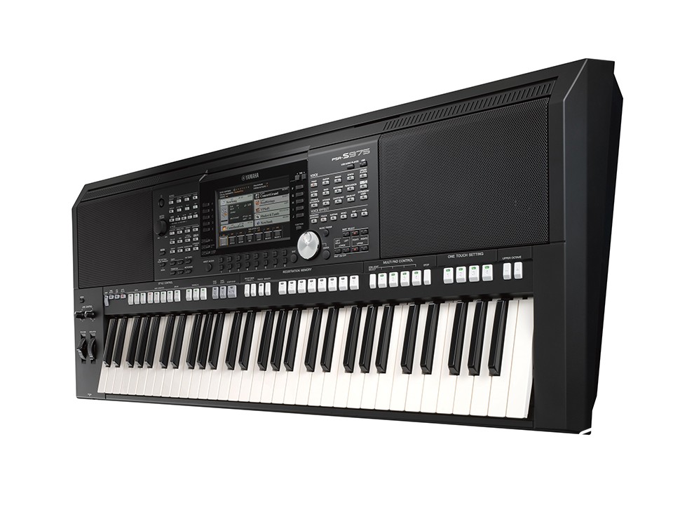 Yamaha PSR S975