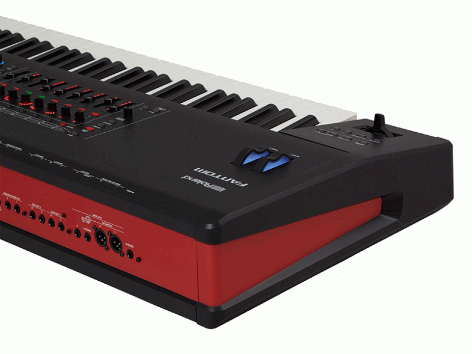 ROLAND FANTOM 8