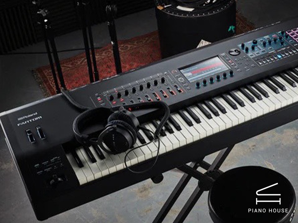ROLAND FANTOM 7
