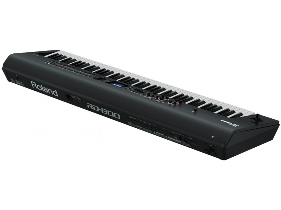ROLAND RD-800