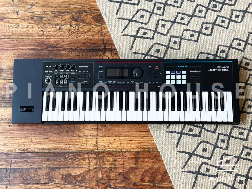 ROLAND JUNO-DS61
