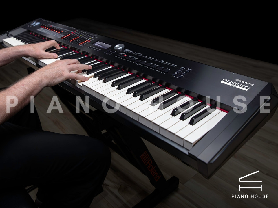 ROLAND RD-2000 EX Stage Piano