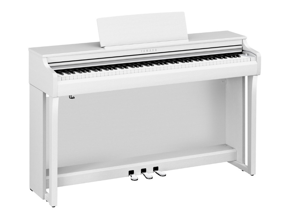 YAMAHA CLP-825 WH
