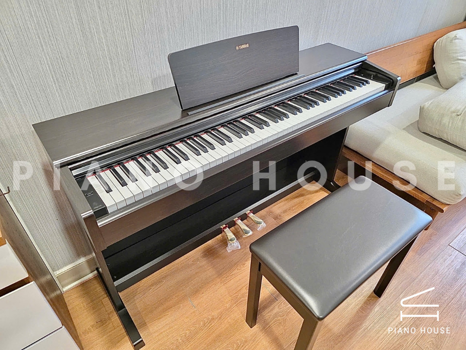 YAMAHA YDP-105 R
