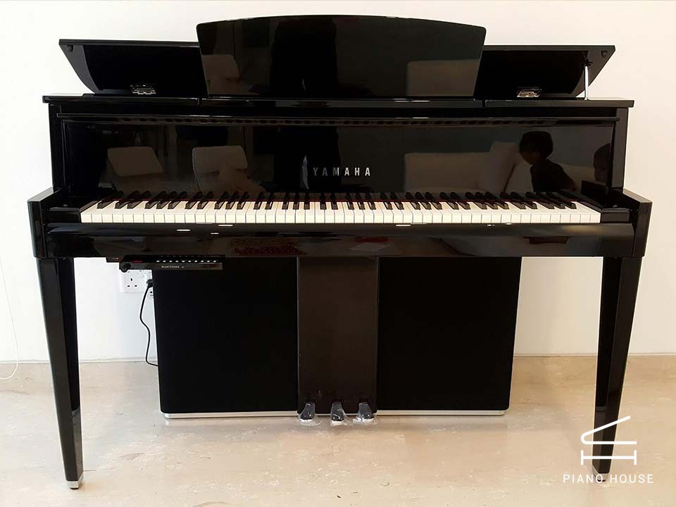 AVANT GRAND N2 (USED)