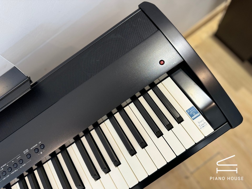 Kawai ES7