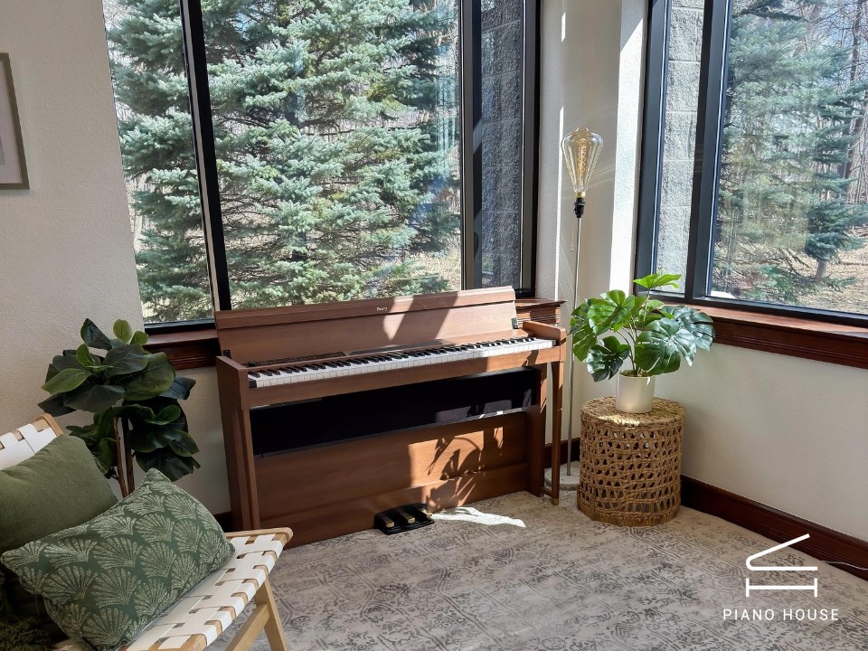 KORG Poetry Chopin-Inspired