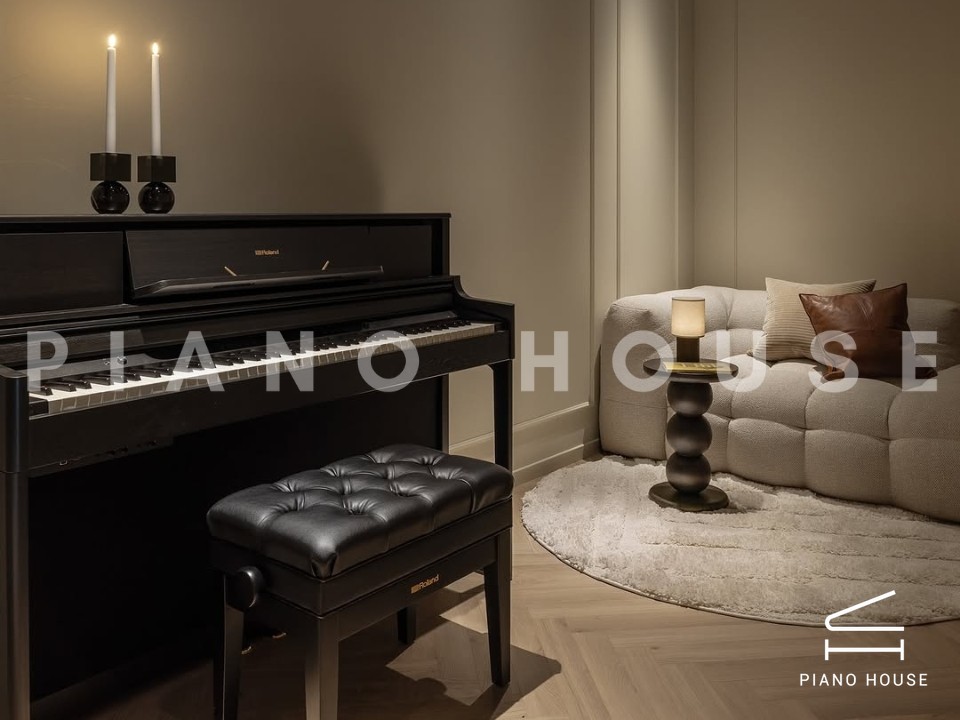 ROLAND LX-705 CB New