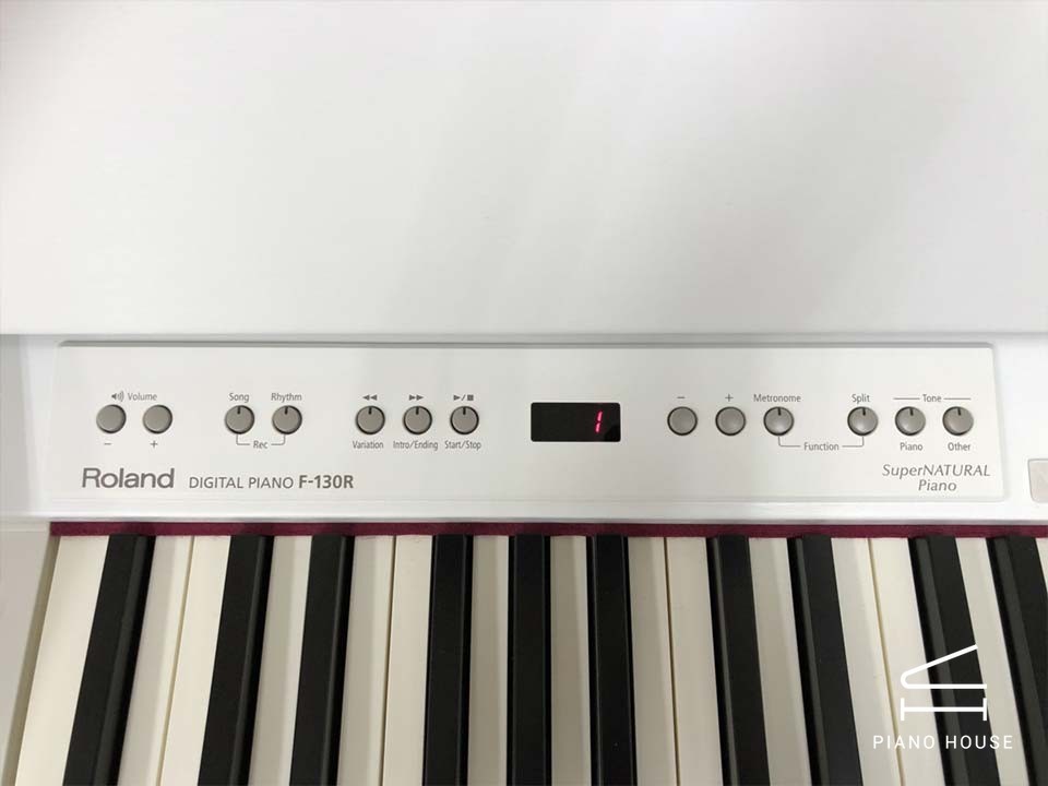 ROLAND F-130 WH