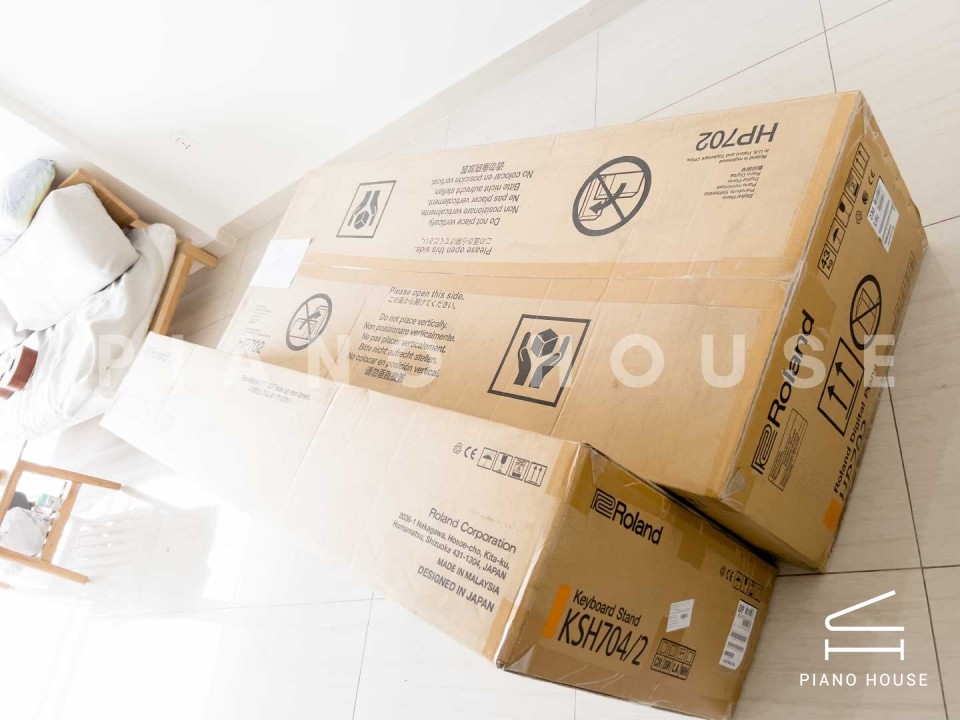 ROLAND HP-702 LO (USED)