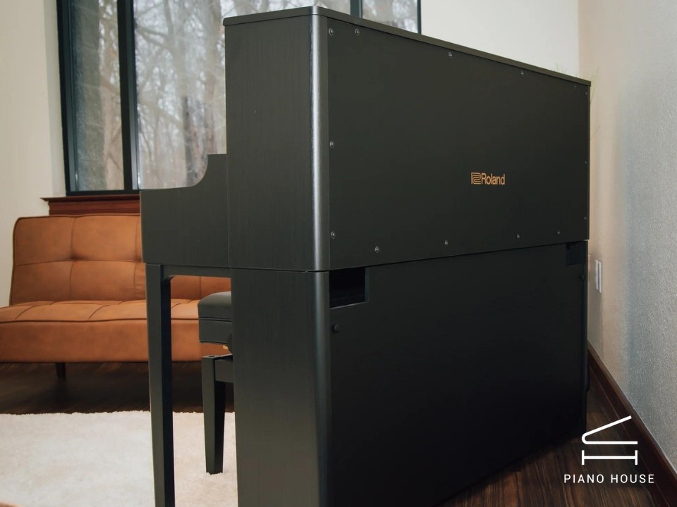 ROLAND LX-706 CB