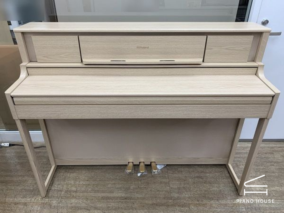 ROLAND LX-705 LA (USED)