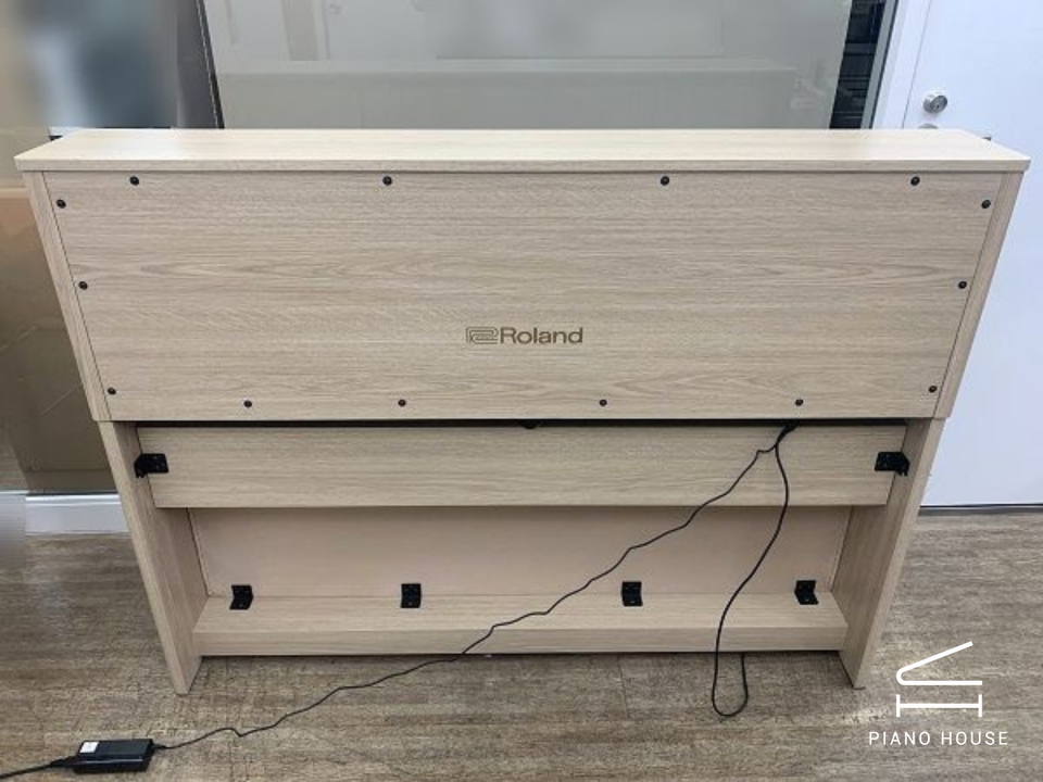 ROLAND LX-705 LA (USED)