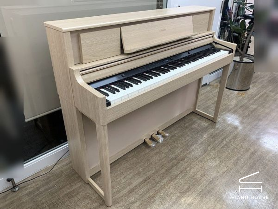 ROLAND LX-705 LA (USED)
