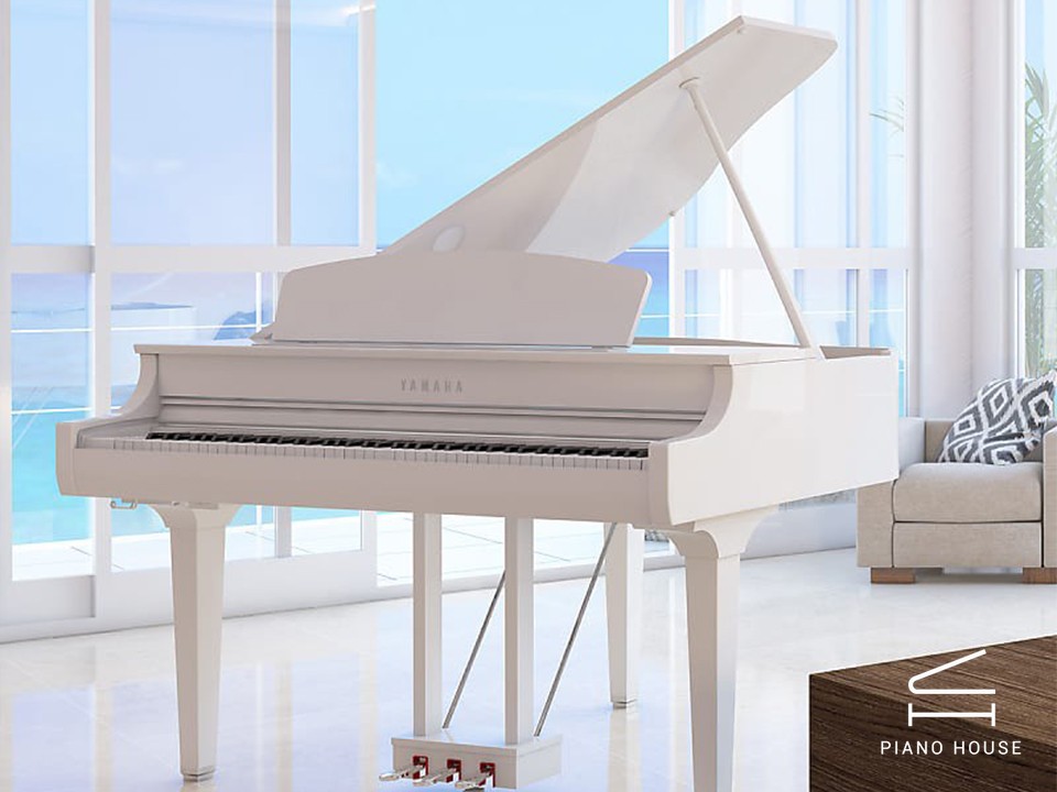 YAMAHA CLP-695 GP WH