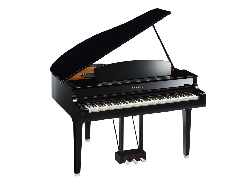 YAMAHA CLP-695 GP PE
