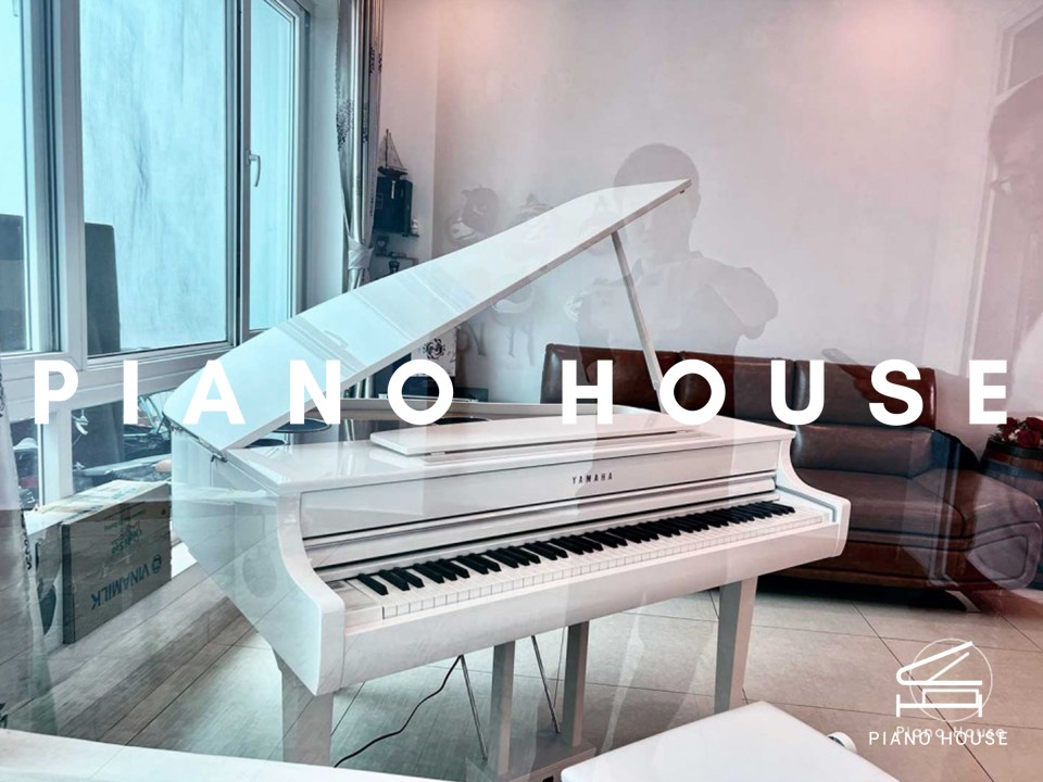 YAMAHA CLP-795 GP WH