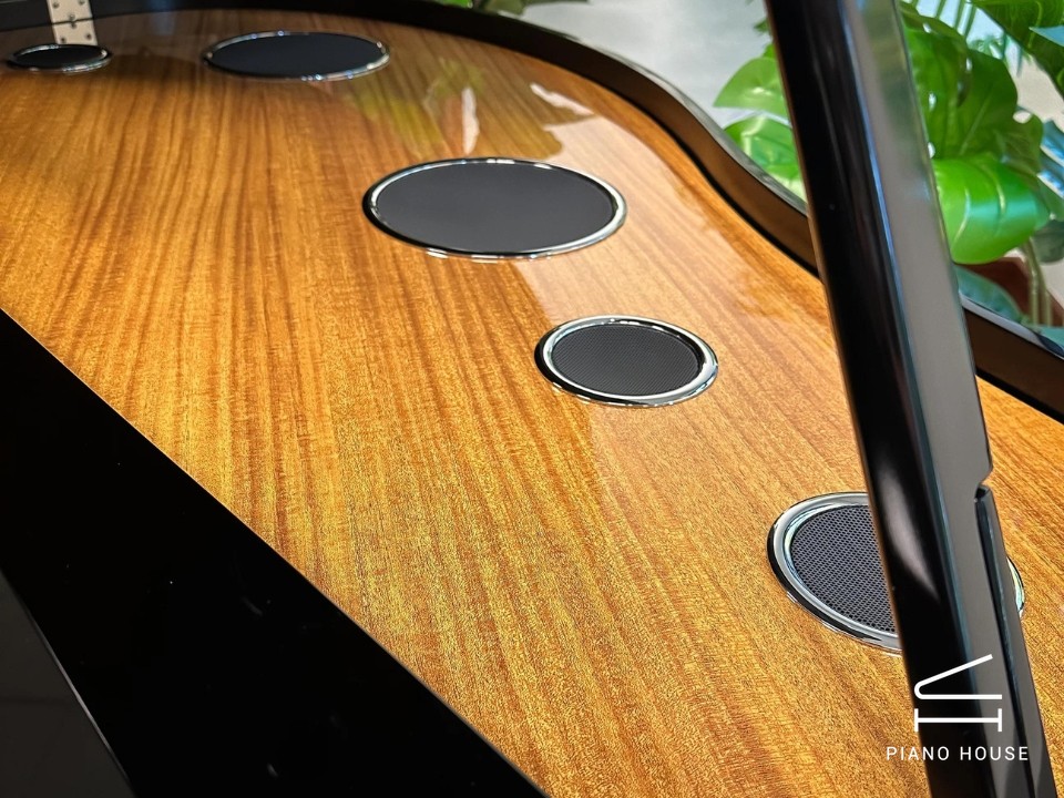 YAMAHA CLP-795 GP PE