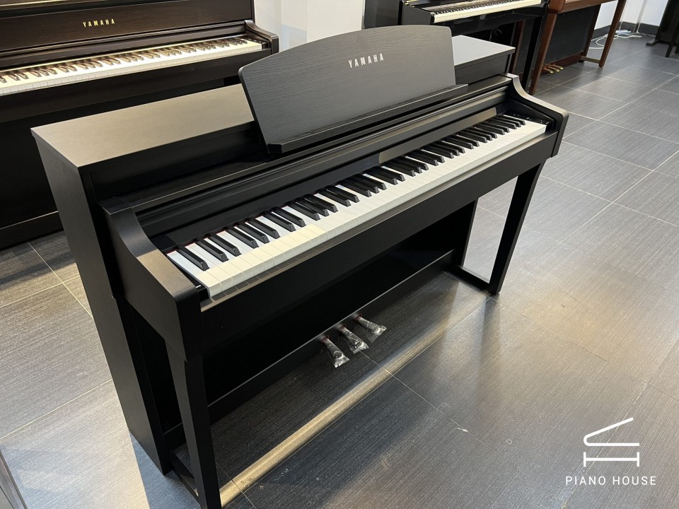 YAMAHA CSP-150 B (USED)