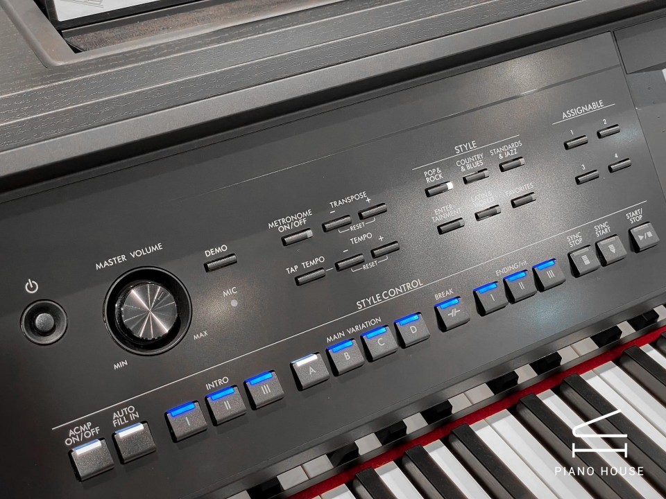 Yamaha CVP-905 B