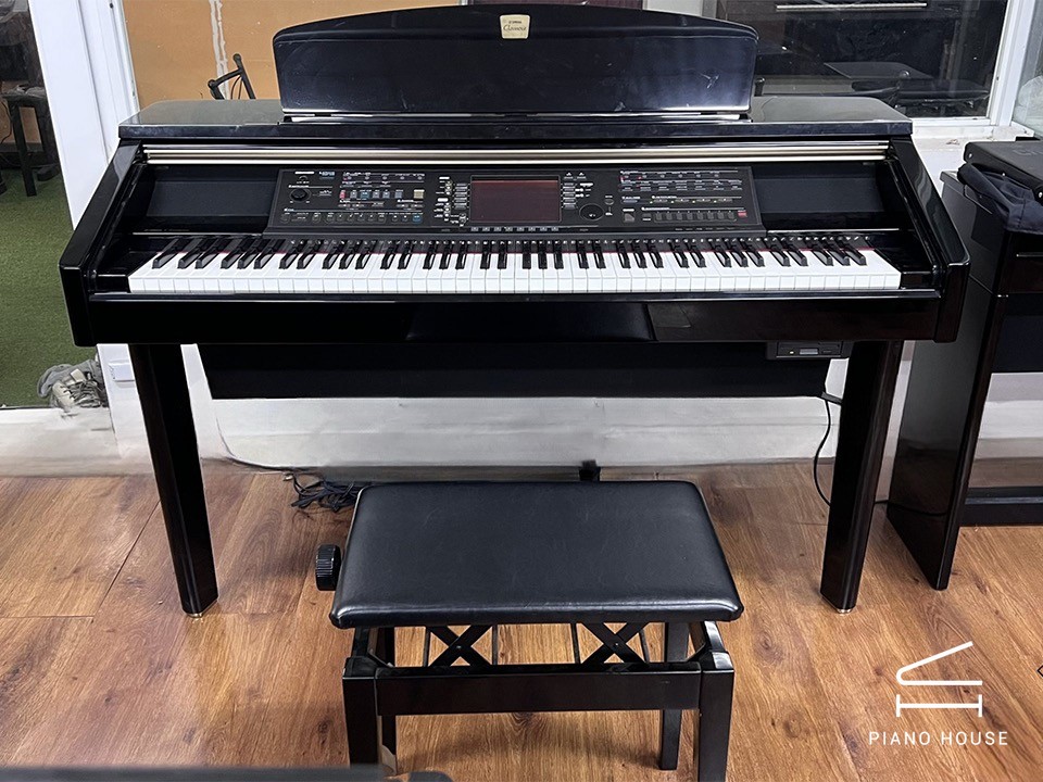 YAMAHA CVP-209 R
