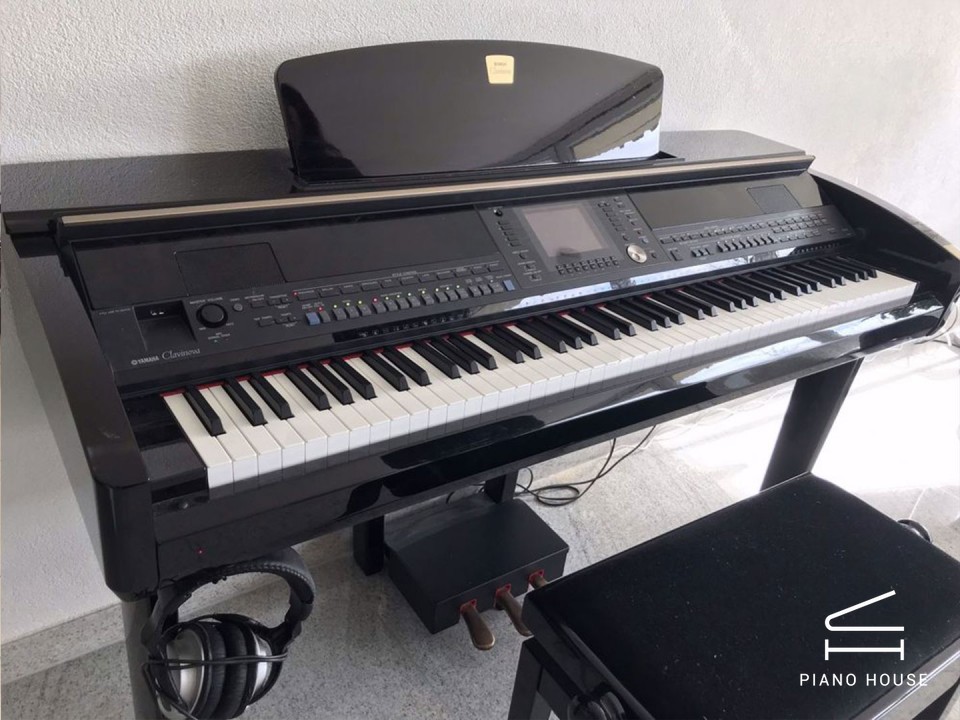 YAMAHA CVP-309 PE