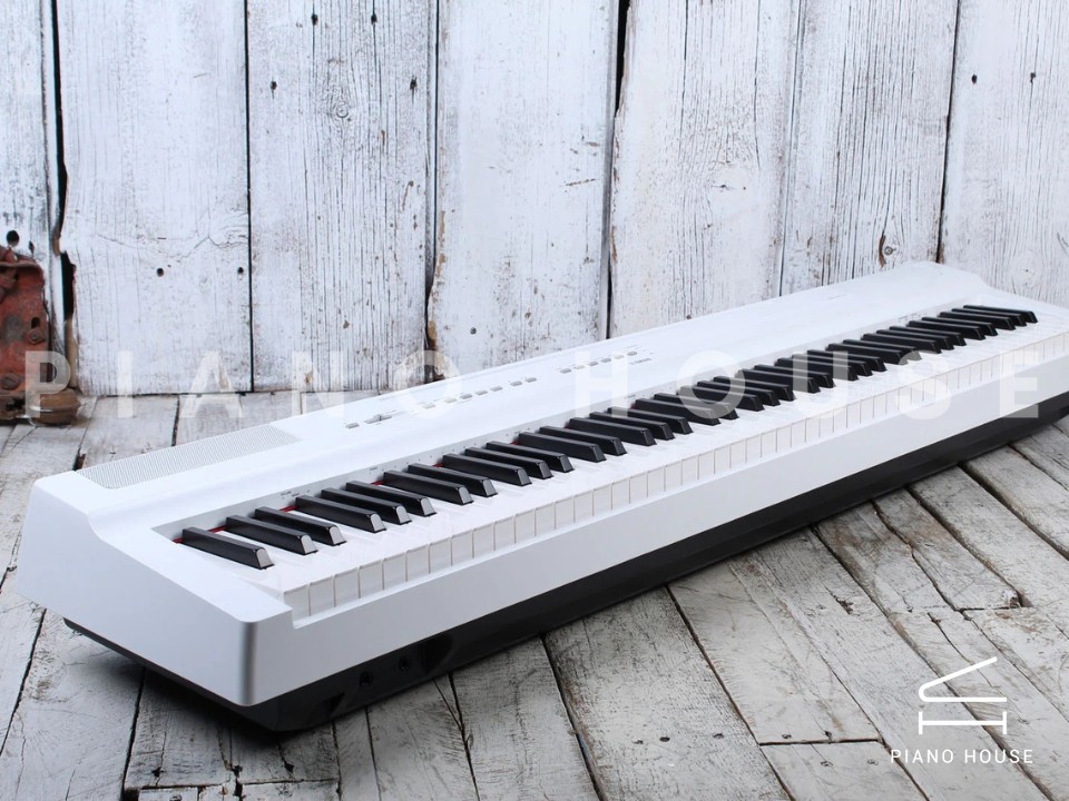 YAMAHA P-125A WH