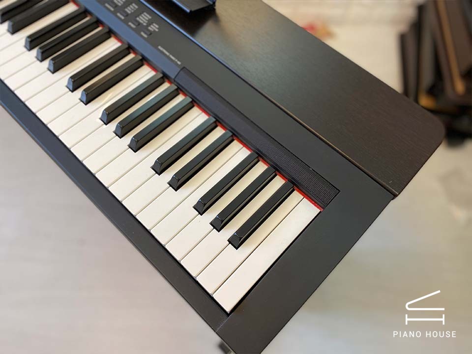 YAMAHA P-140