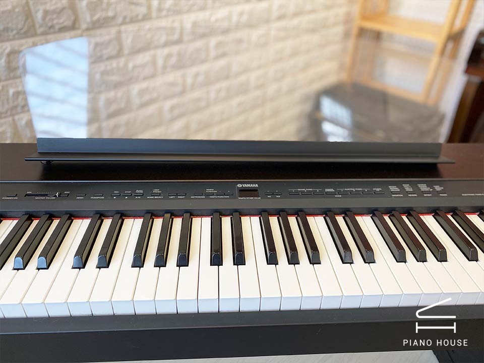 YAMAHA P-140