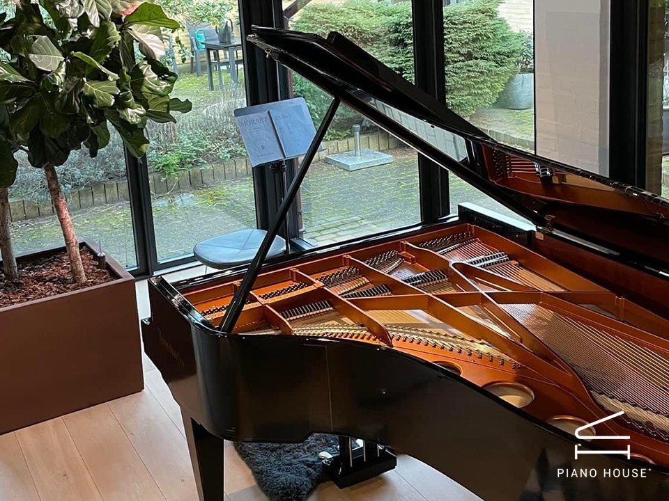 Bösendorfer 230VC
