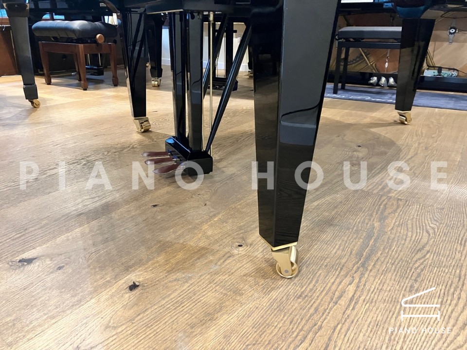 C.Bechstein Academy A190 (Black with Brass)