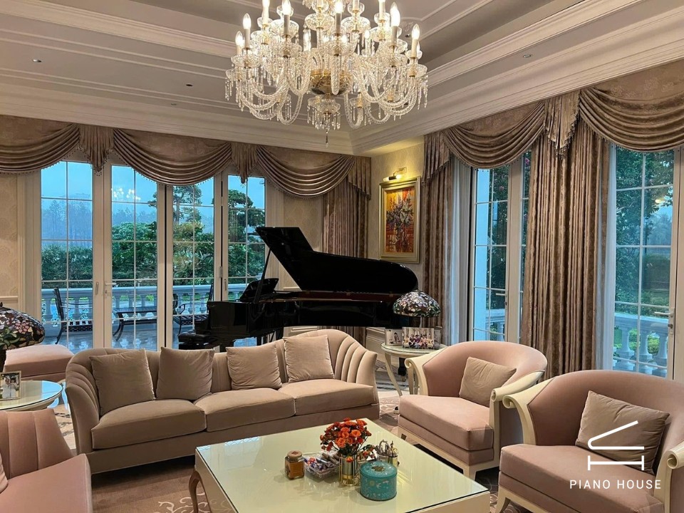 C.Bechstein Academy A228 (USED)