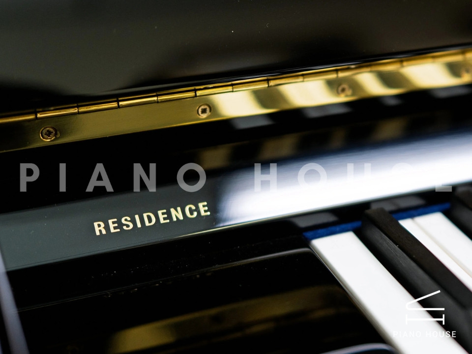 C.Bechstein R6 (Residence Series)