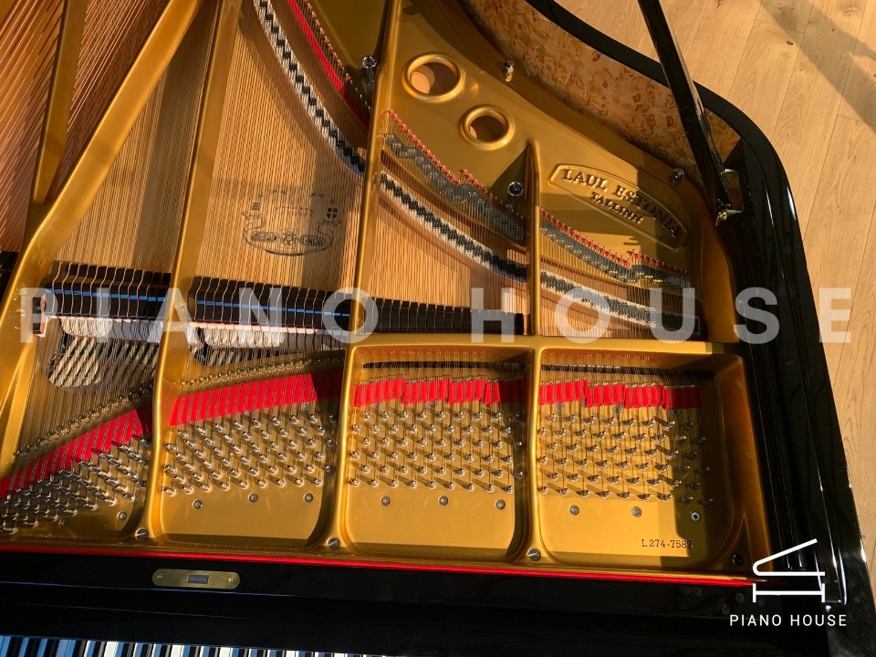 Estonia L274 Concert Grand