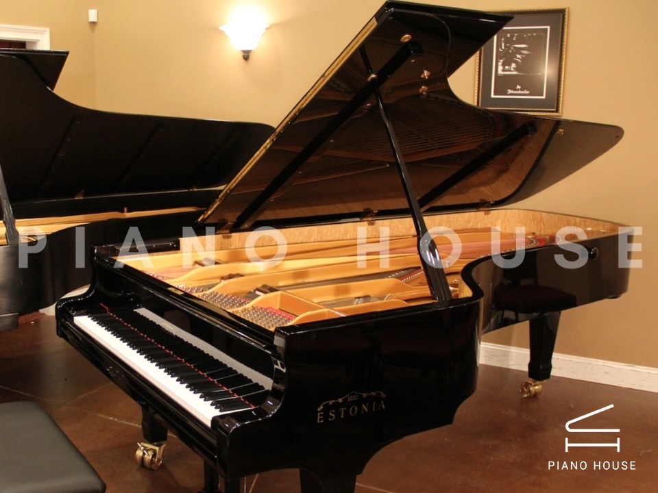 Estonia L274 Concert Grand